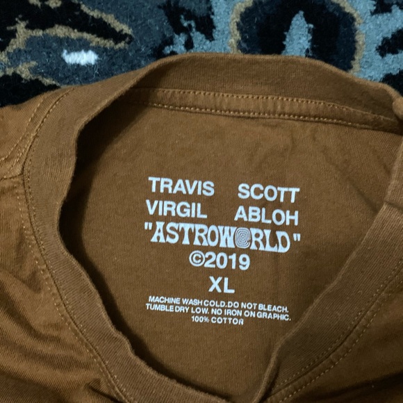 Travis Scott Astro world Album T-shirt - Picture 3 of 5